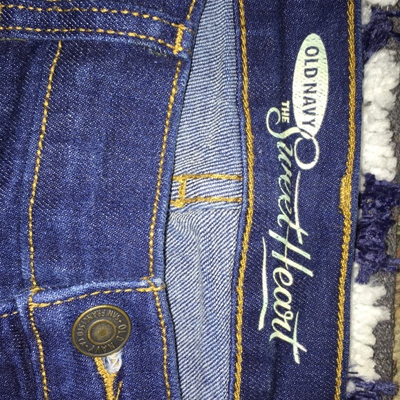 Old Navy Shorts - Picture 2 of 4